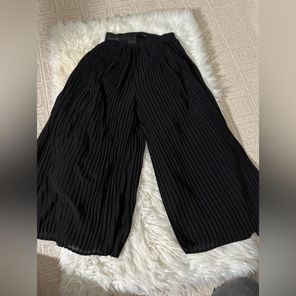 Vero moda black wide legged pleated - Picture 3 of 4